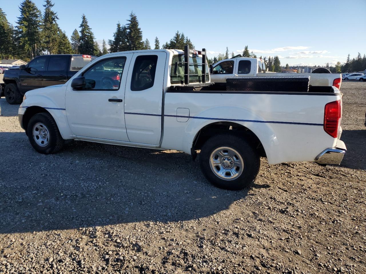 2014 Nissan Frontier S - Фото 2