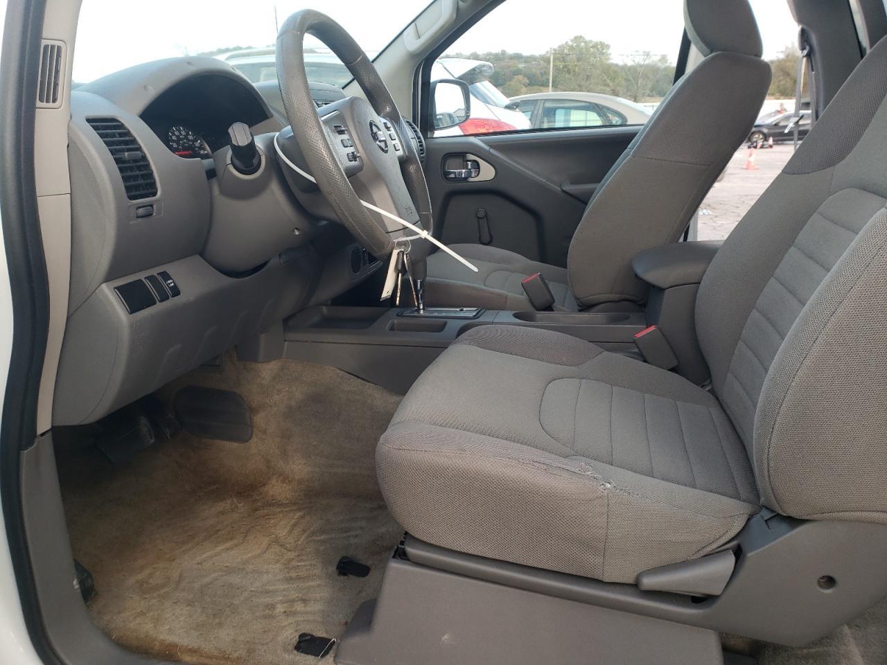 2017 Nissan Frontier S - Image 7