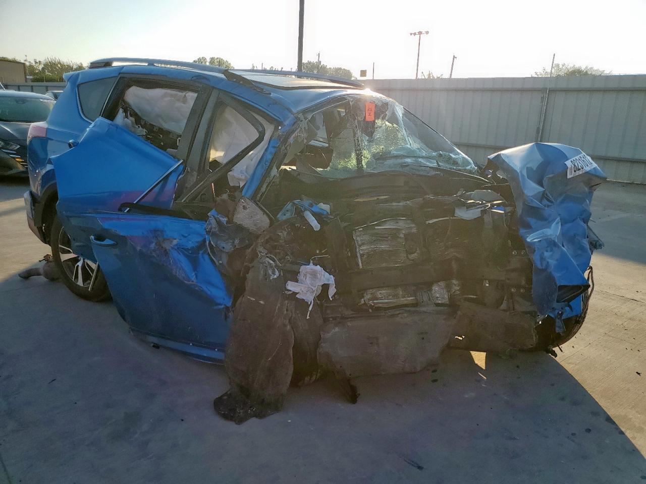 2018 Toyota Rav4 Adventure - Фото 4