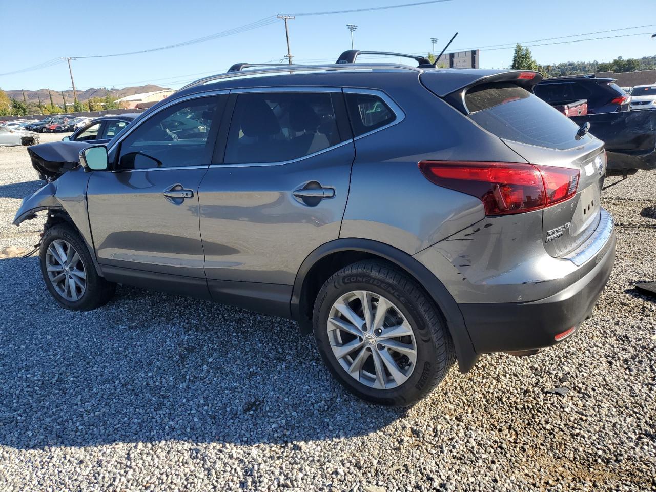 2017 Nissan Rogue Sport S - Image 2