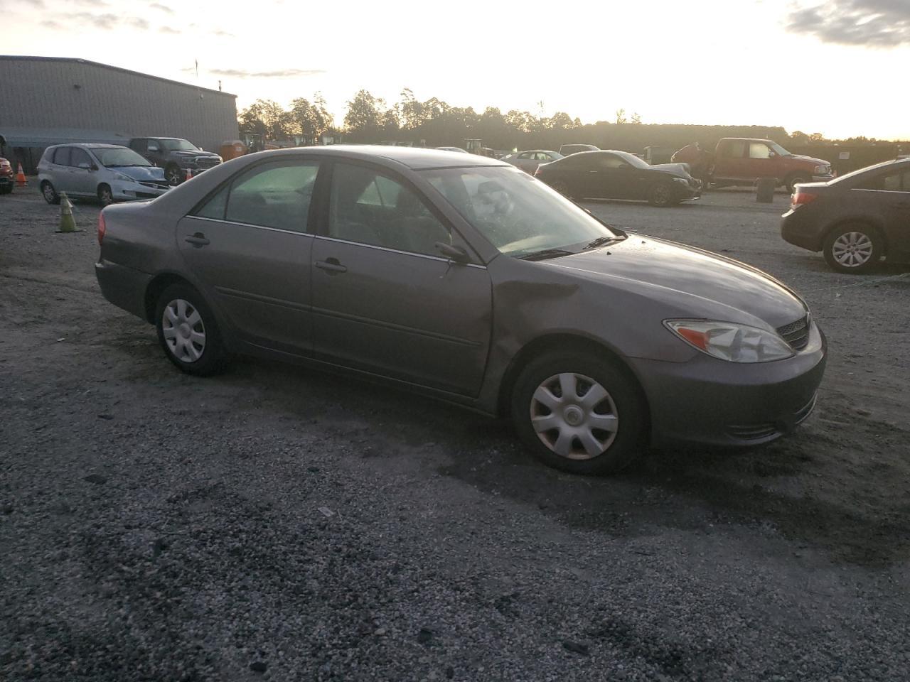 2003 Toyota Camry Le - Image 4