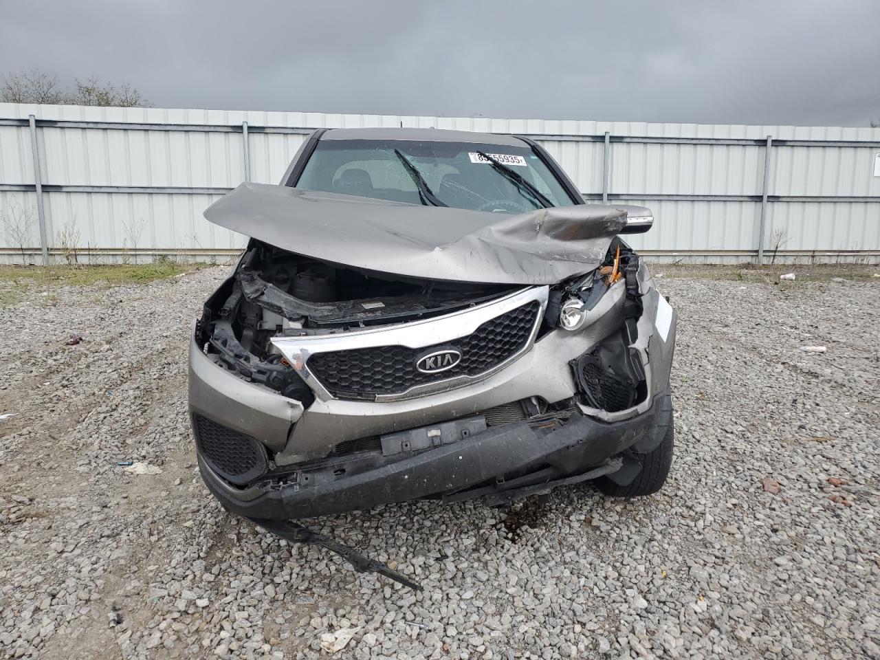 2013 Kia Sorento Lx - Image 5