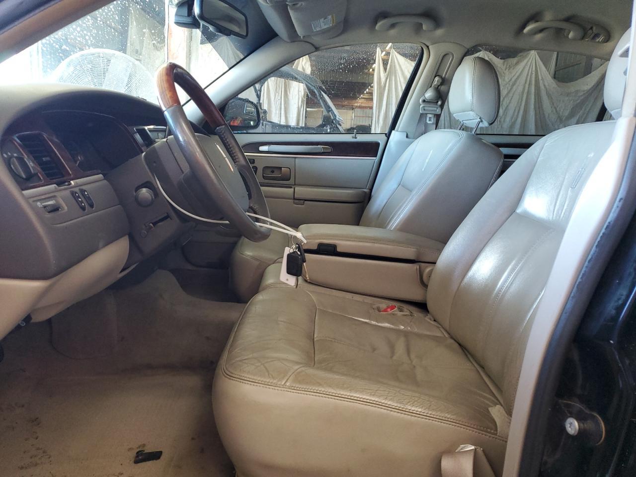 2009 Lincoln Town Car Signature Limited - Фото 7