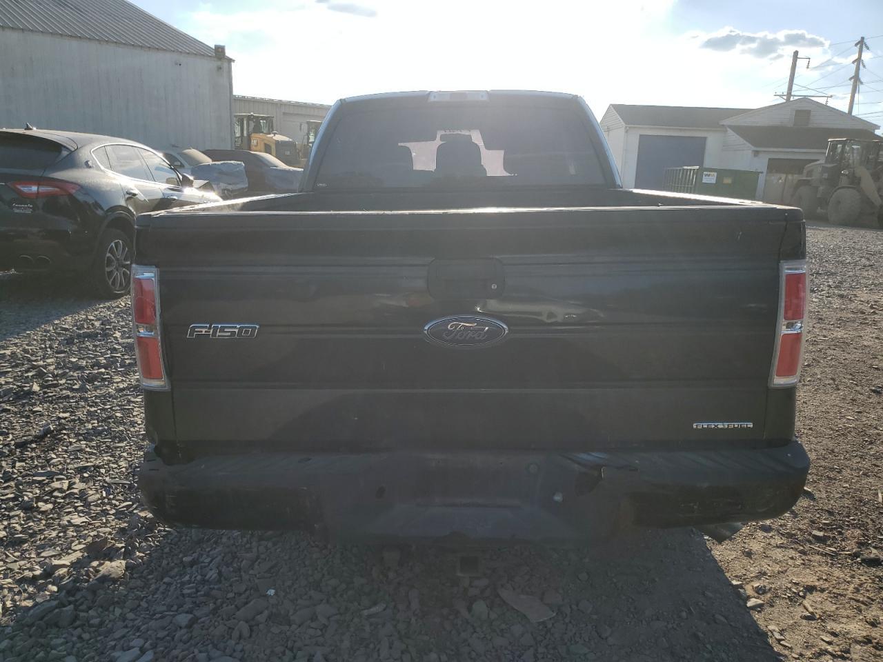 2012 Ford F150 Super Cab - Фото 6