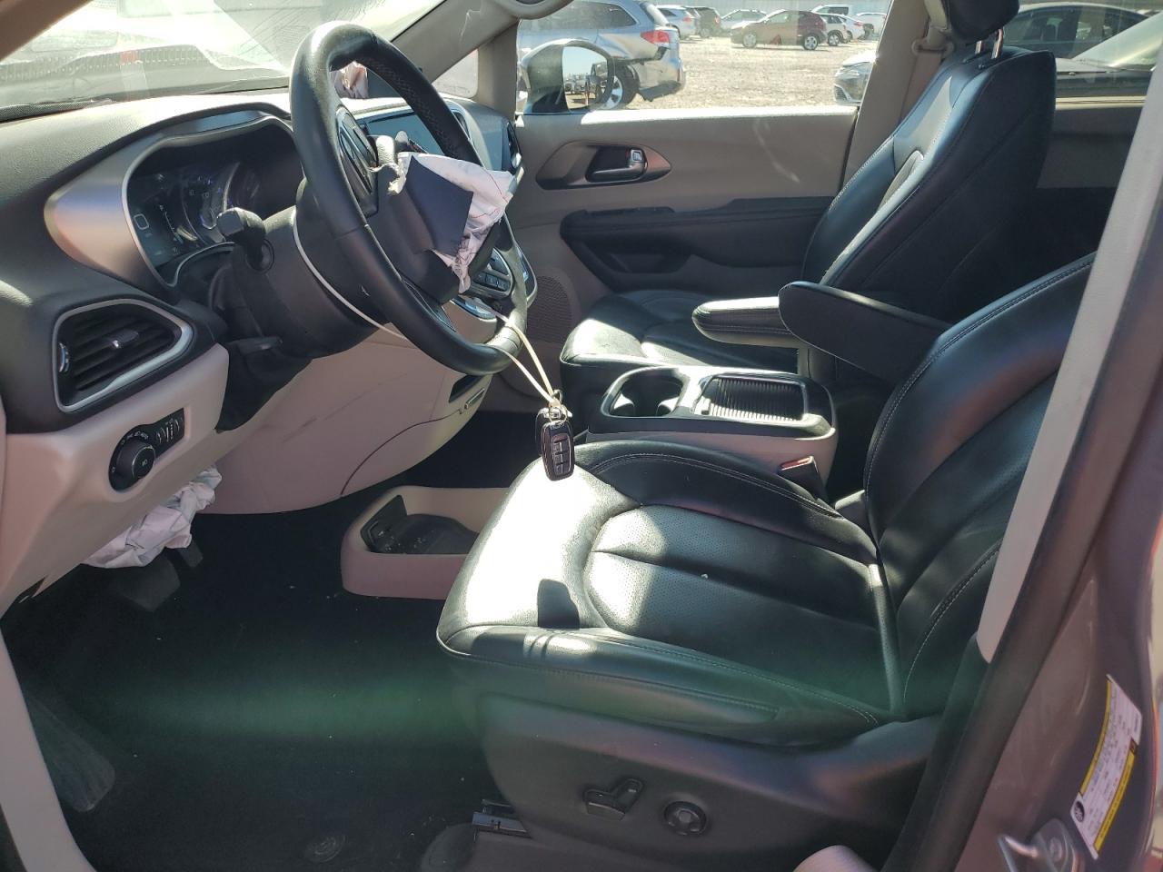 2023 Chrysler Pacifica Touring L - Фото 7