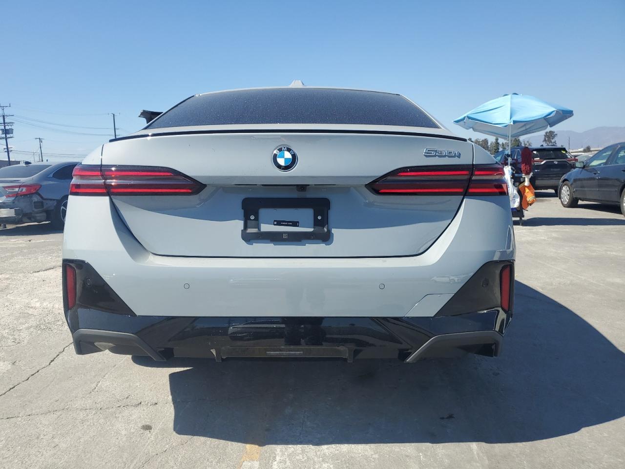 2026 BMW 530 I - Фото 6