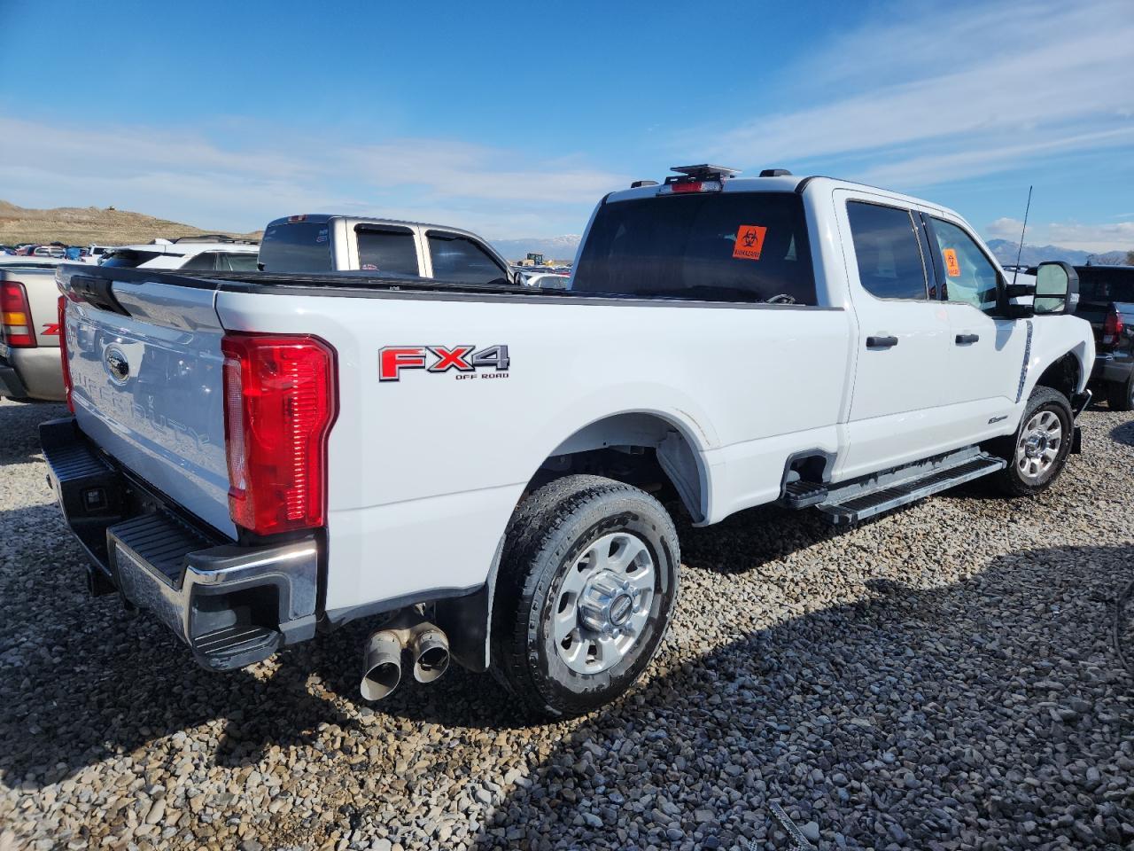 2023 Ford F350 Super Duty - Image 3
