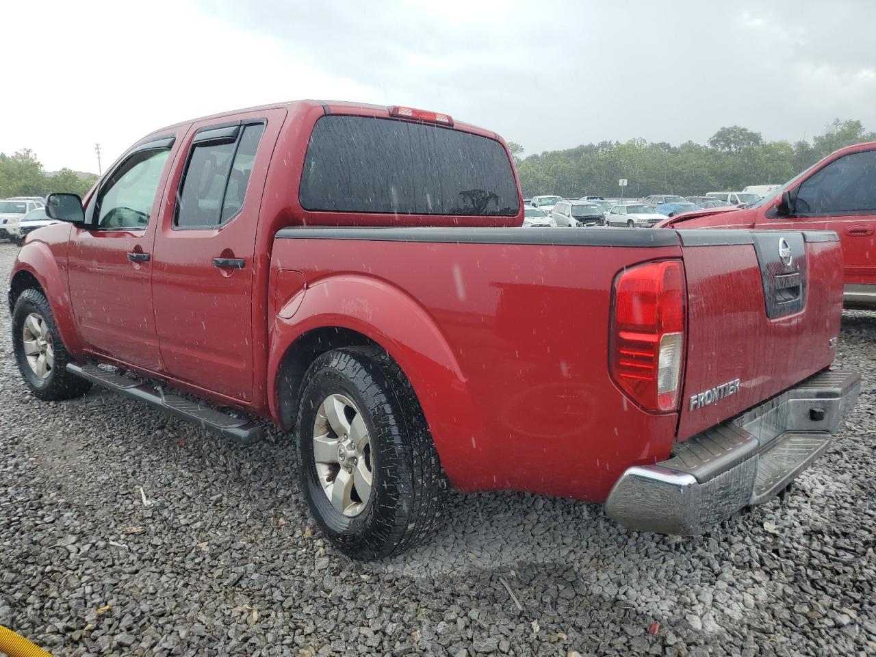 2010 Nissan Frontier Crew Cab Se - Image 2