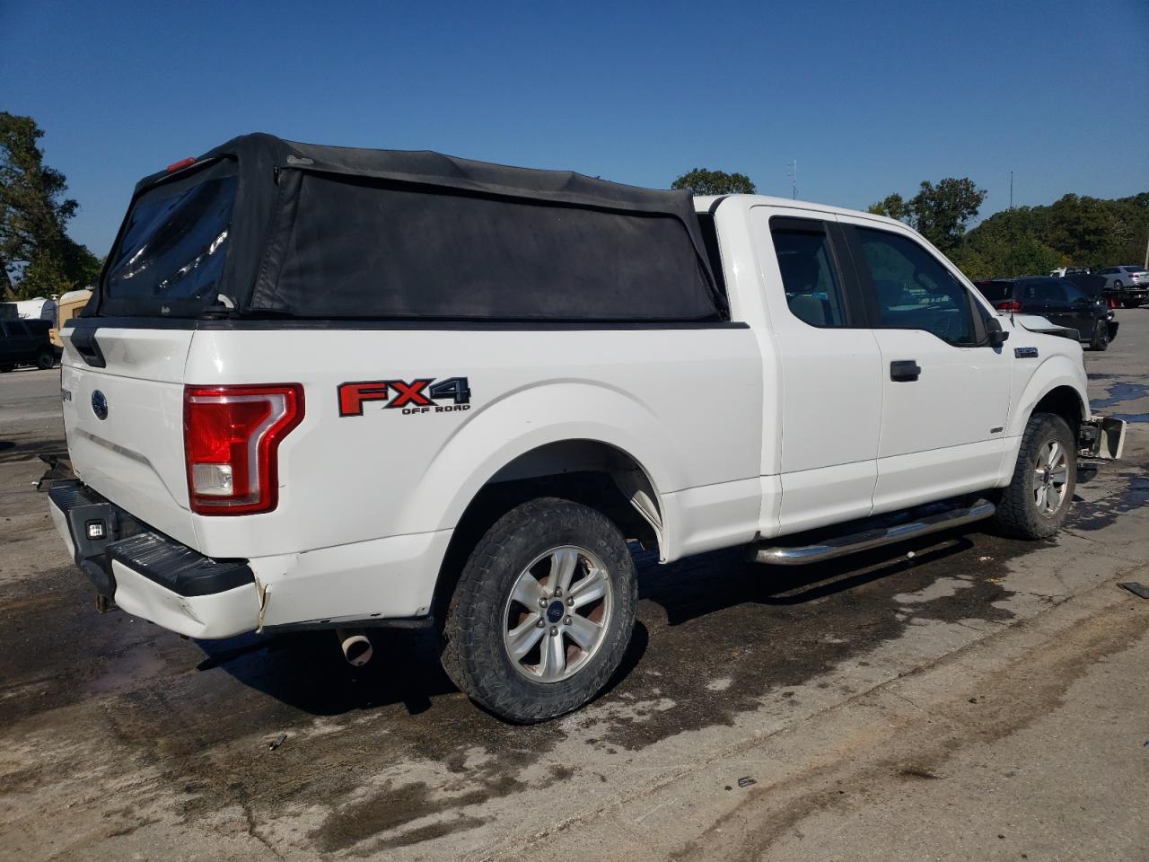 2016 Ford F150 Super Cab - Фото 3