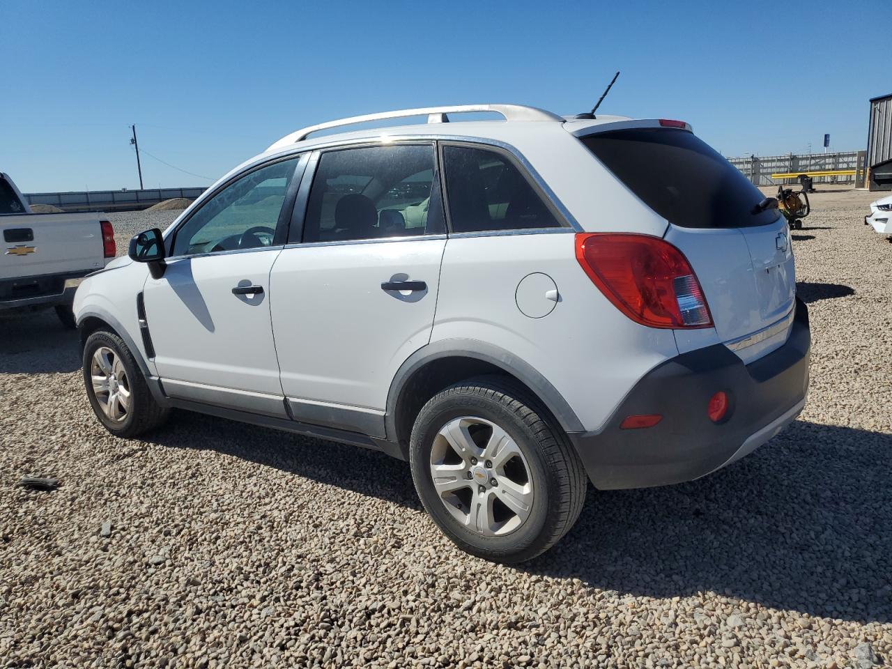 2013 Chevrolet Captiva Ls - Image 2
