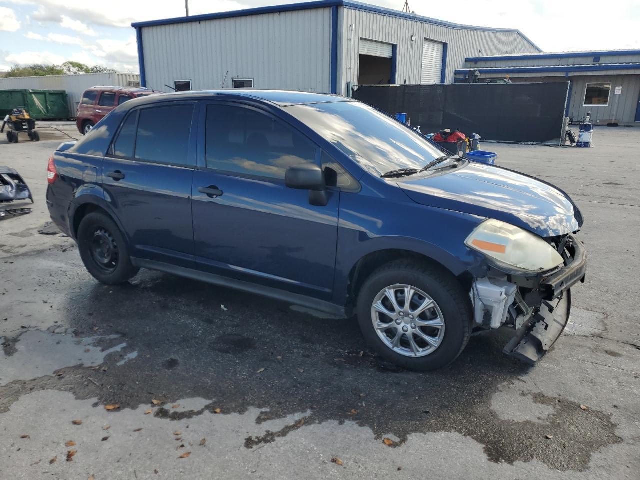 2009 Nissan Versa S - Image 4