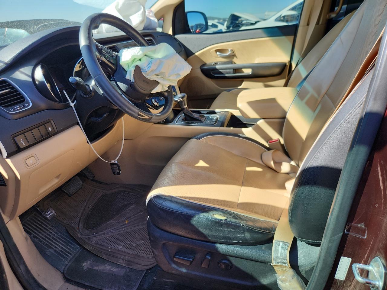 2017 Kia Sedona Lx - Image 7