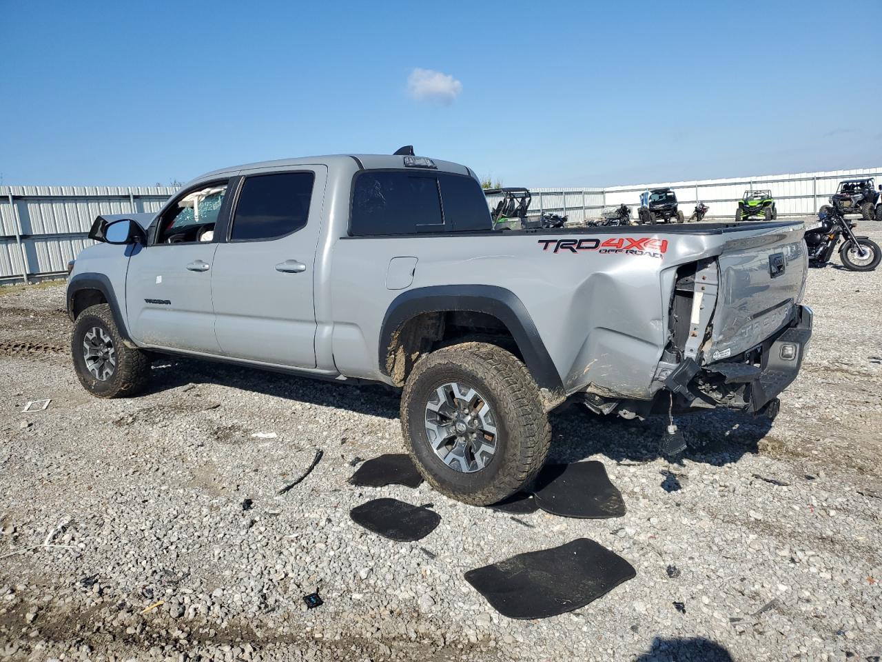 2020 Toyota Tacoma Double Cab - Image 2