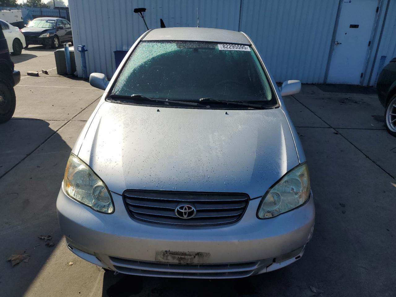 2004 Toyota Corolla Ce - Фото 5