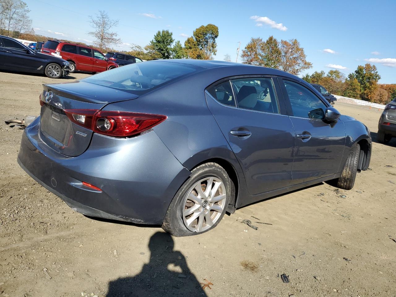 2016 Mazda 3 Touring - Фото 3