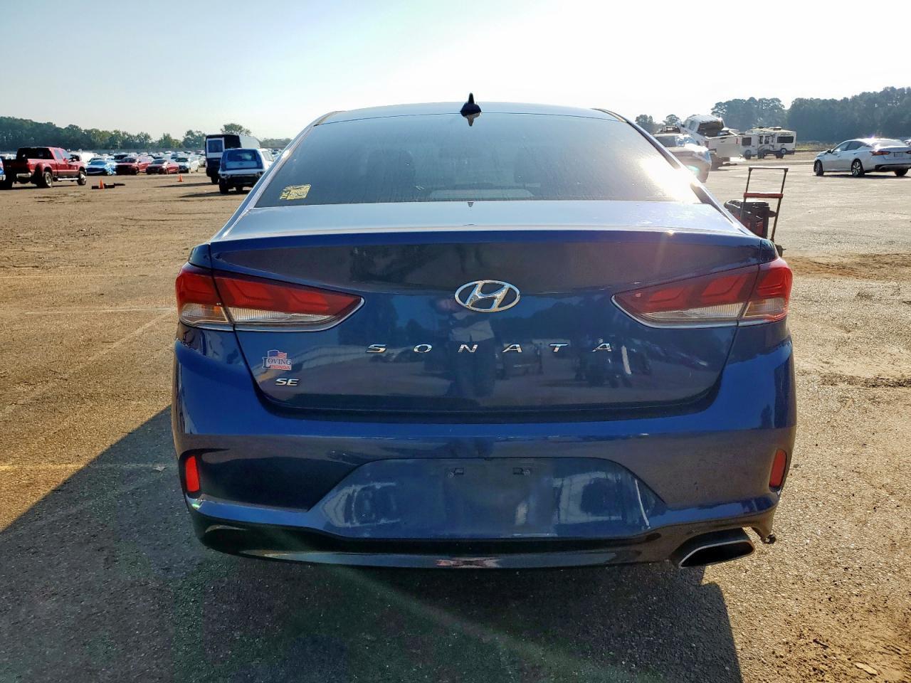 2018 Hyundai Sonata Se - Image 6