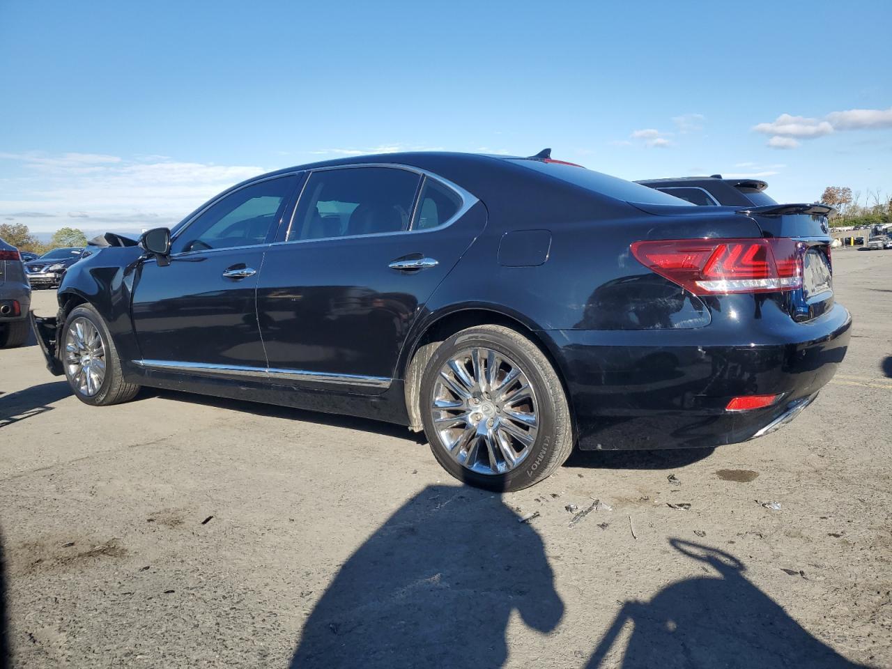 2013 Lexus Ls 460L - Image 2