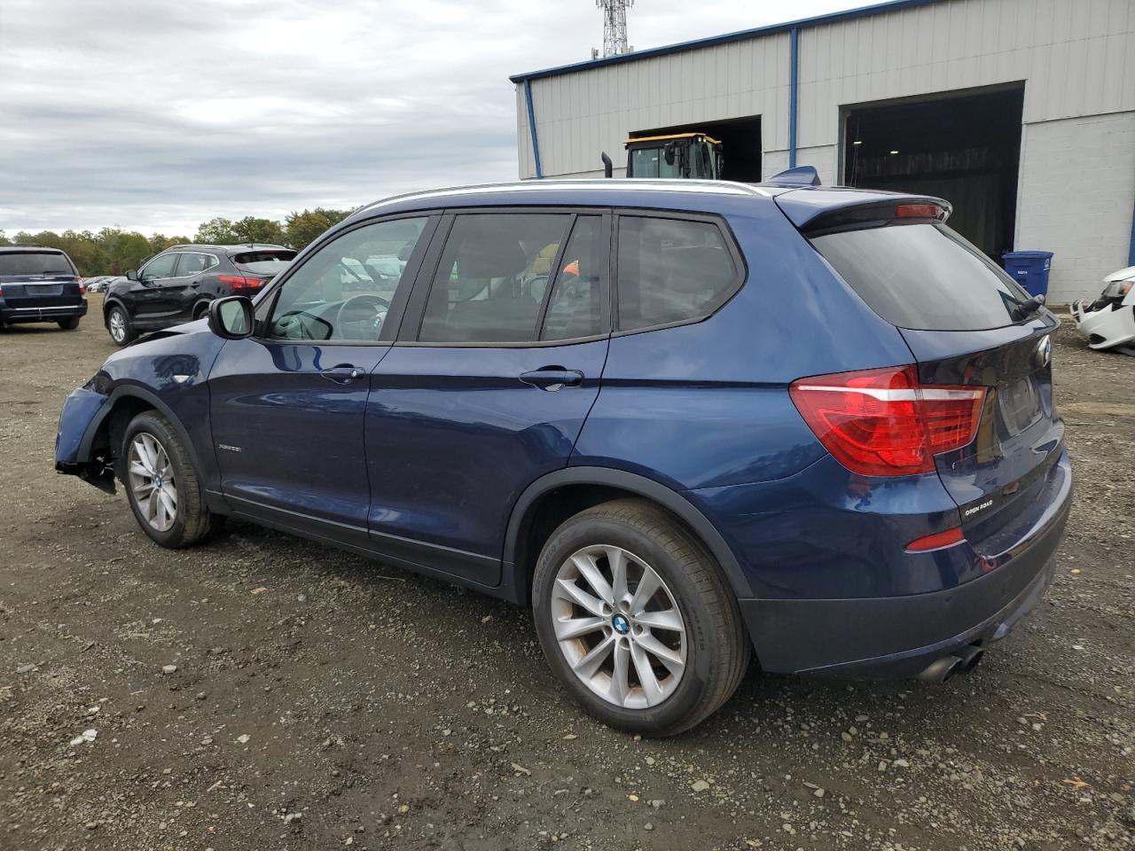 2013 BMW X3 xDrive28I - Image 2