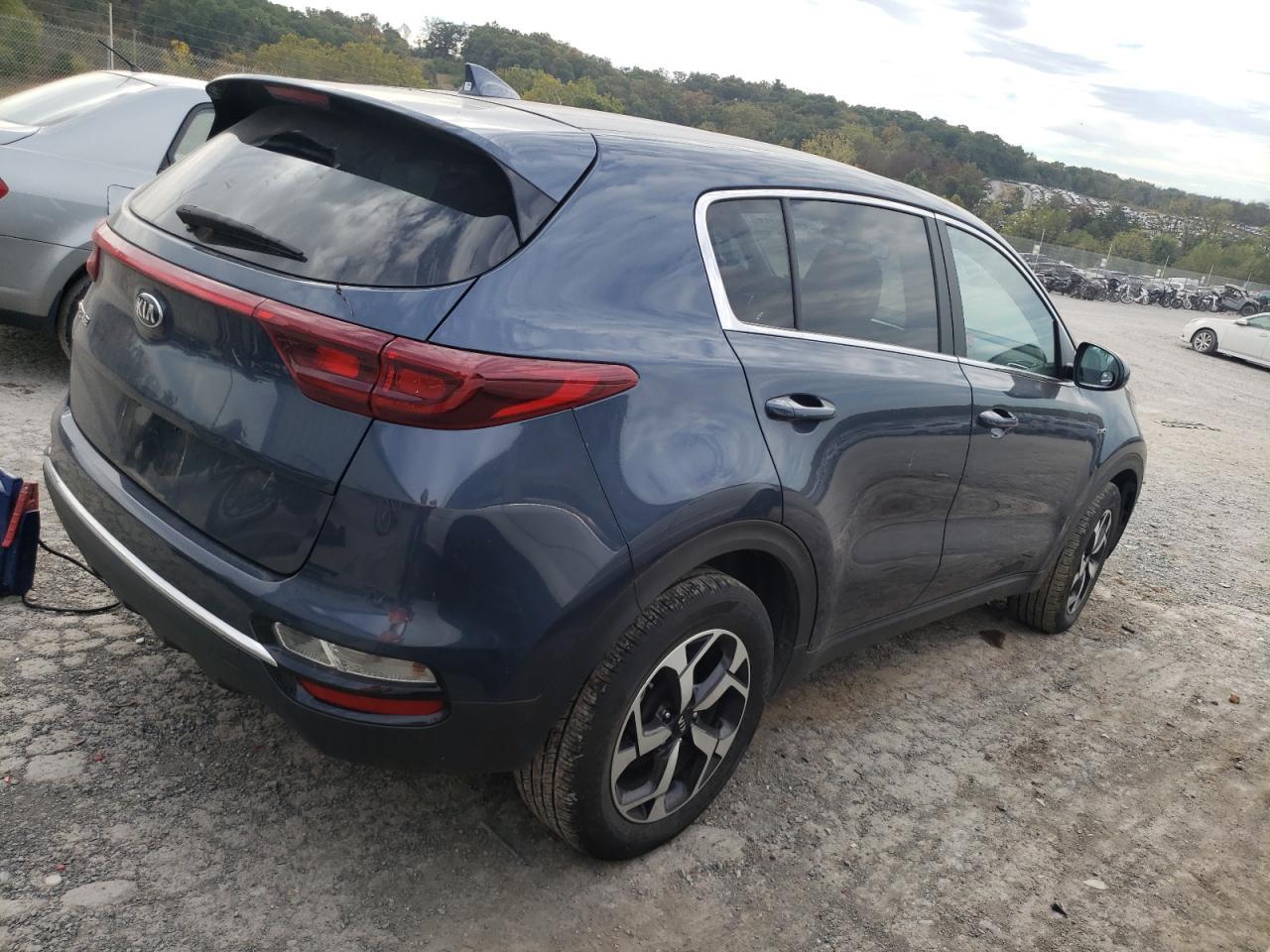 2021 Kia Sportage Lx - Image 3