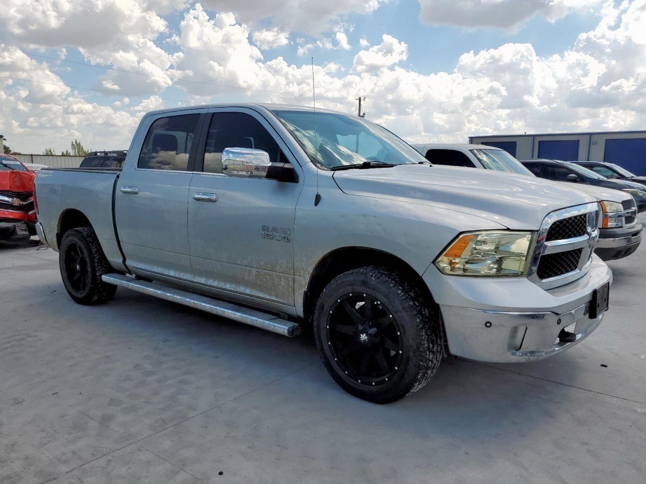 2017 Ram 1500 Slt - Image 4
