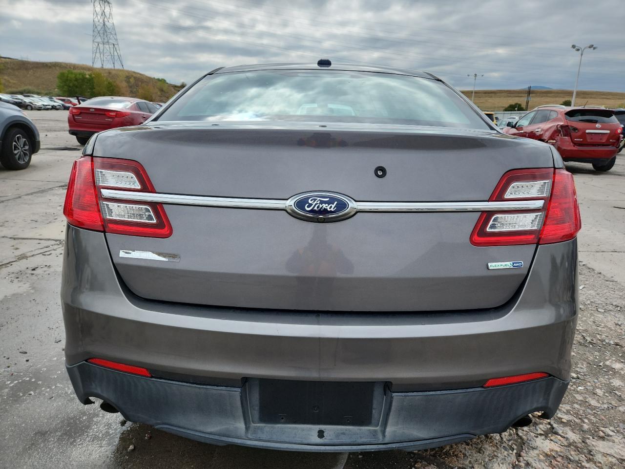 2014 Ford Taurus Police Interceptor - Фото 6