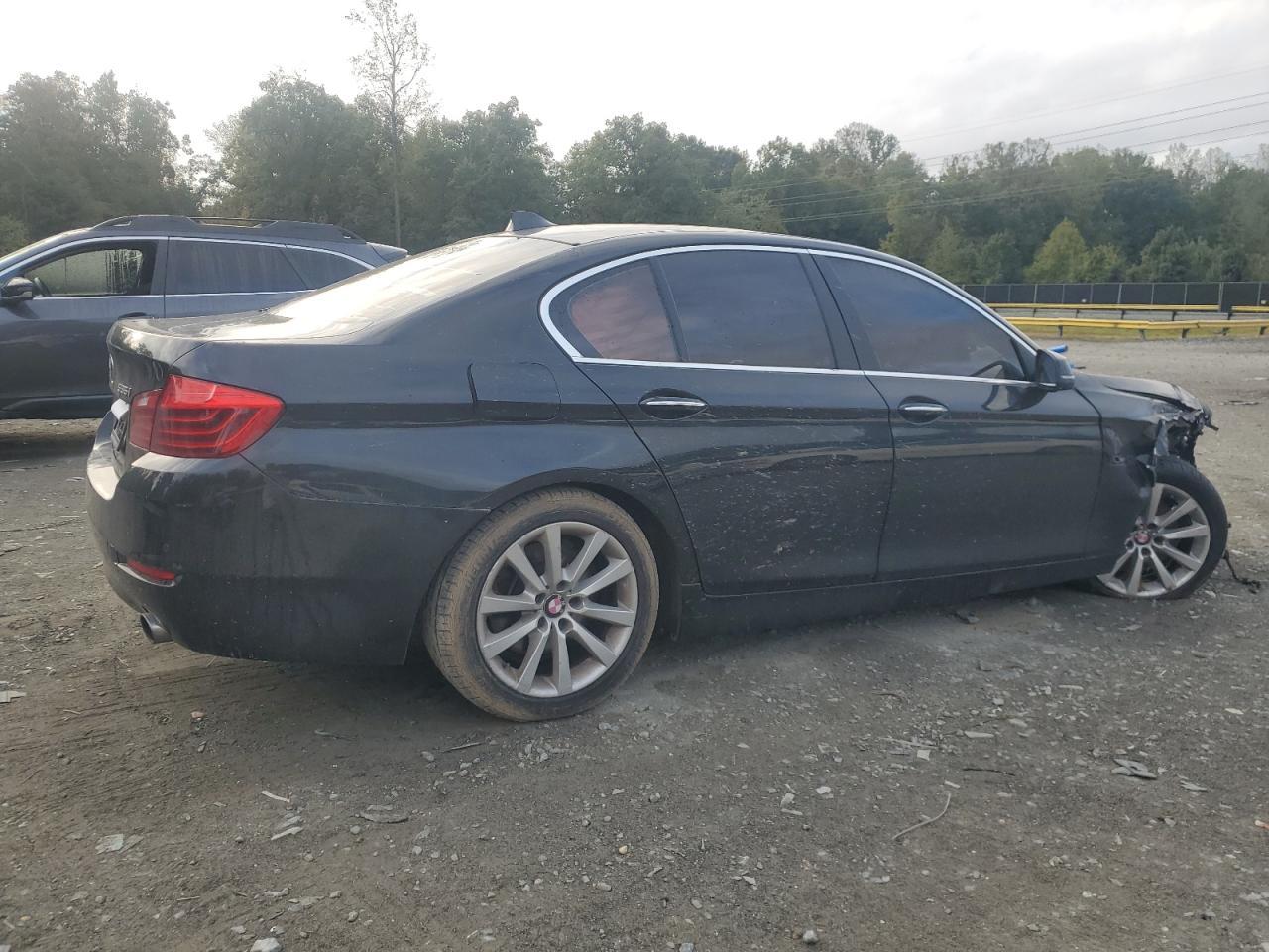 2016 BMW 535 Xi - Фото 3