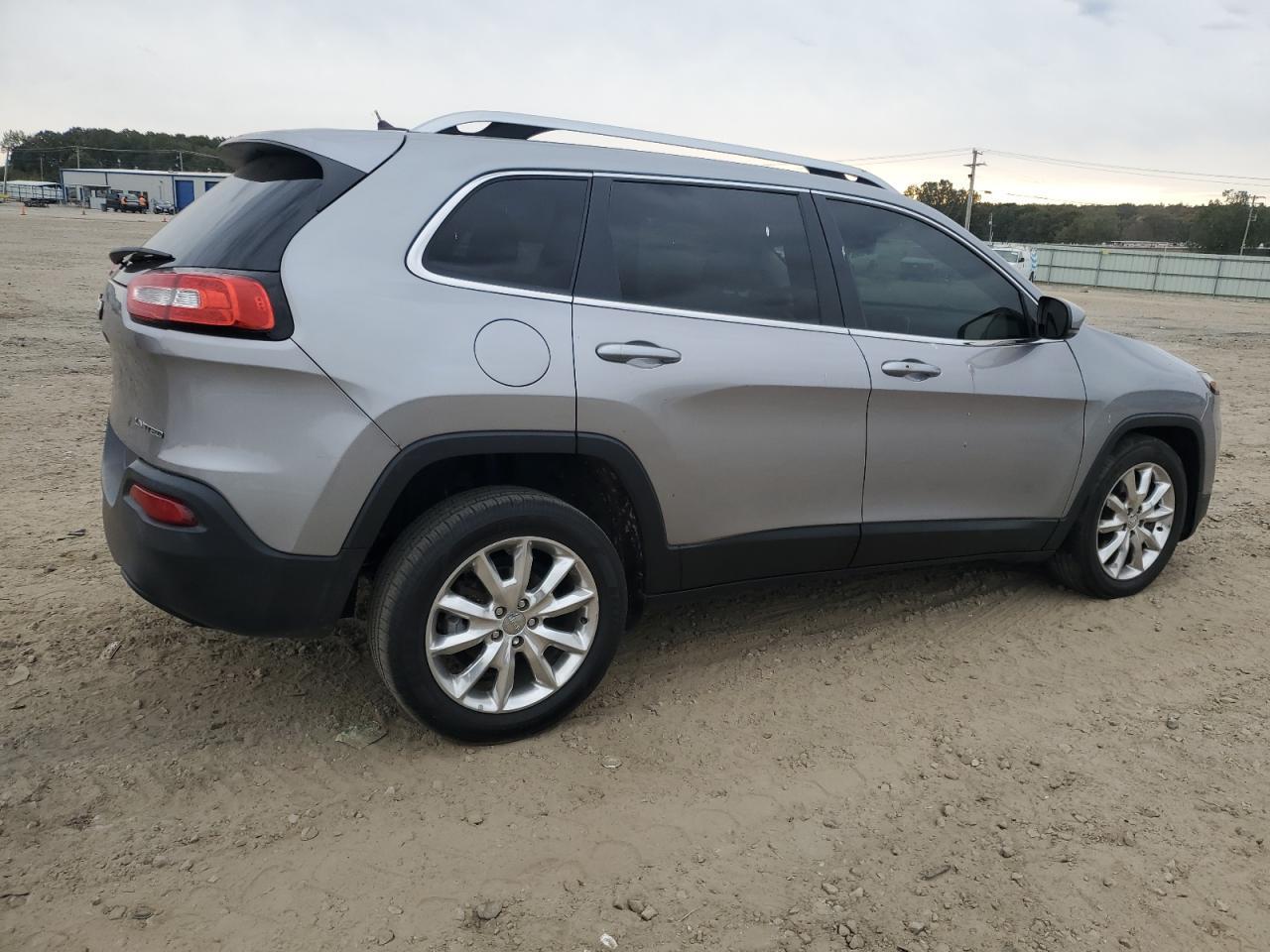 2015 Jeep Cherokee Limited - Фото 3