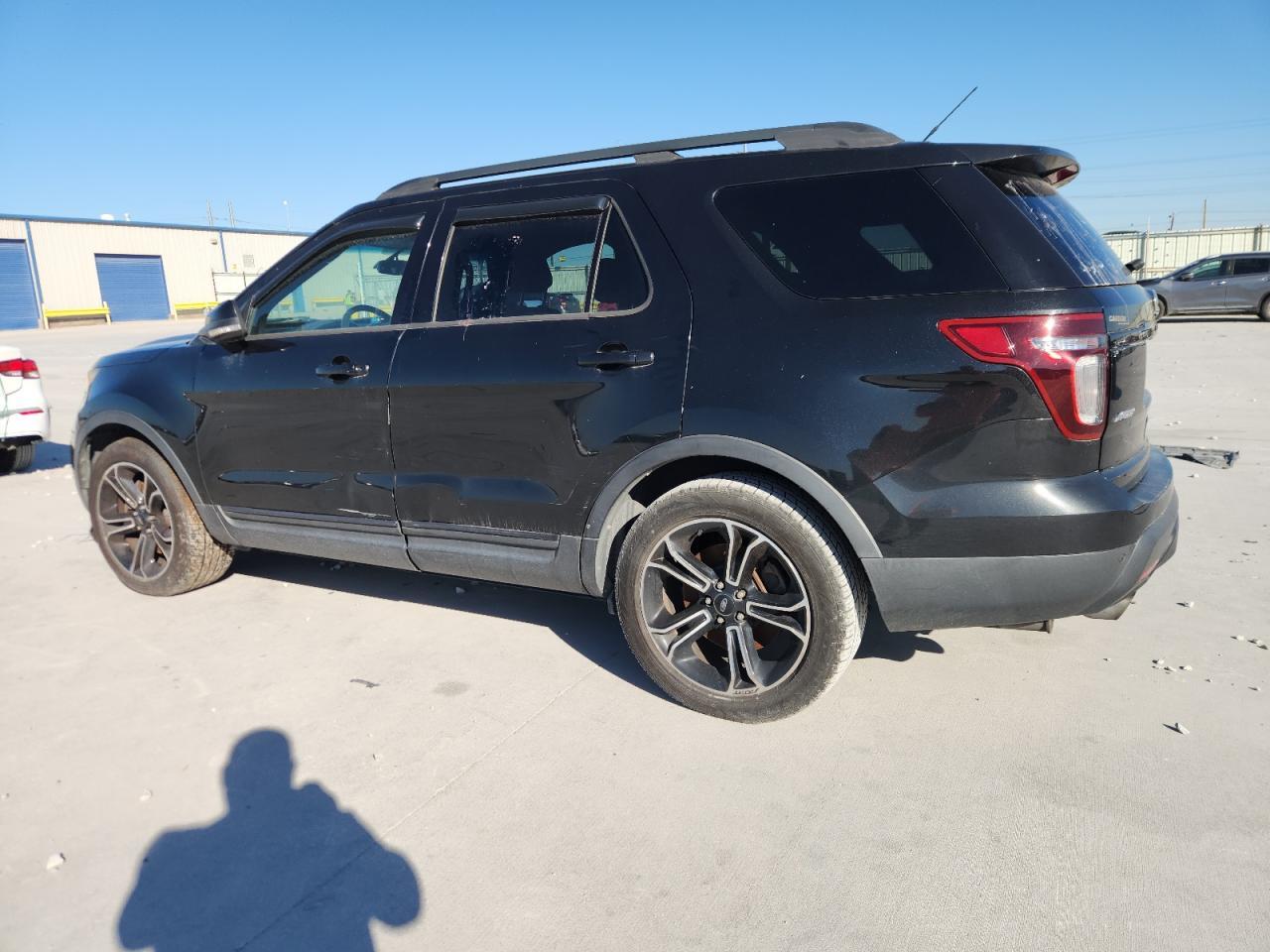 2015 Ford Explorer Sport - Фото 2