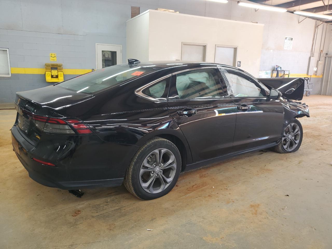 2024 Honda Accord Ex - Image 3