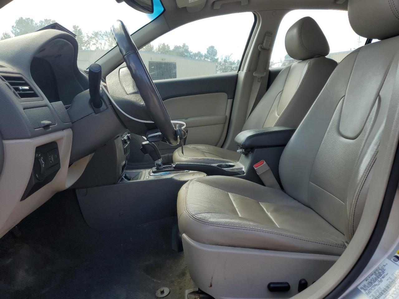 2012 Ford Fusion Hybrid - Image 7