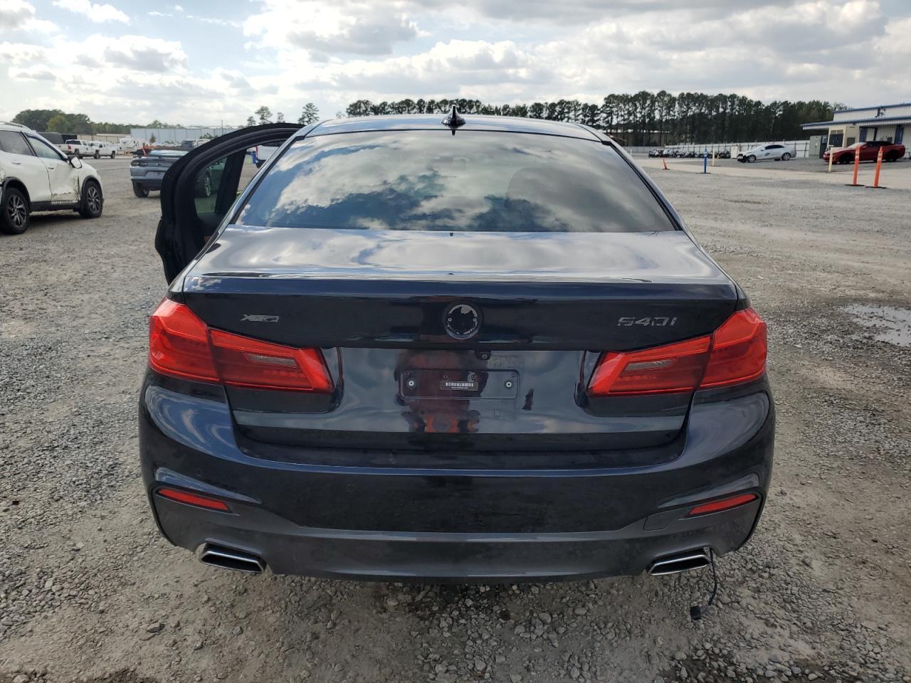 2019 BMW 540 Xi - Фото 6
