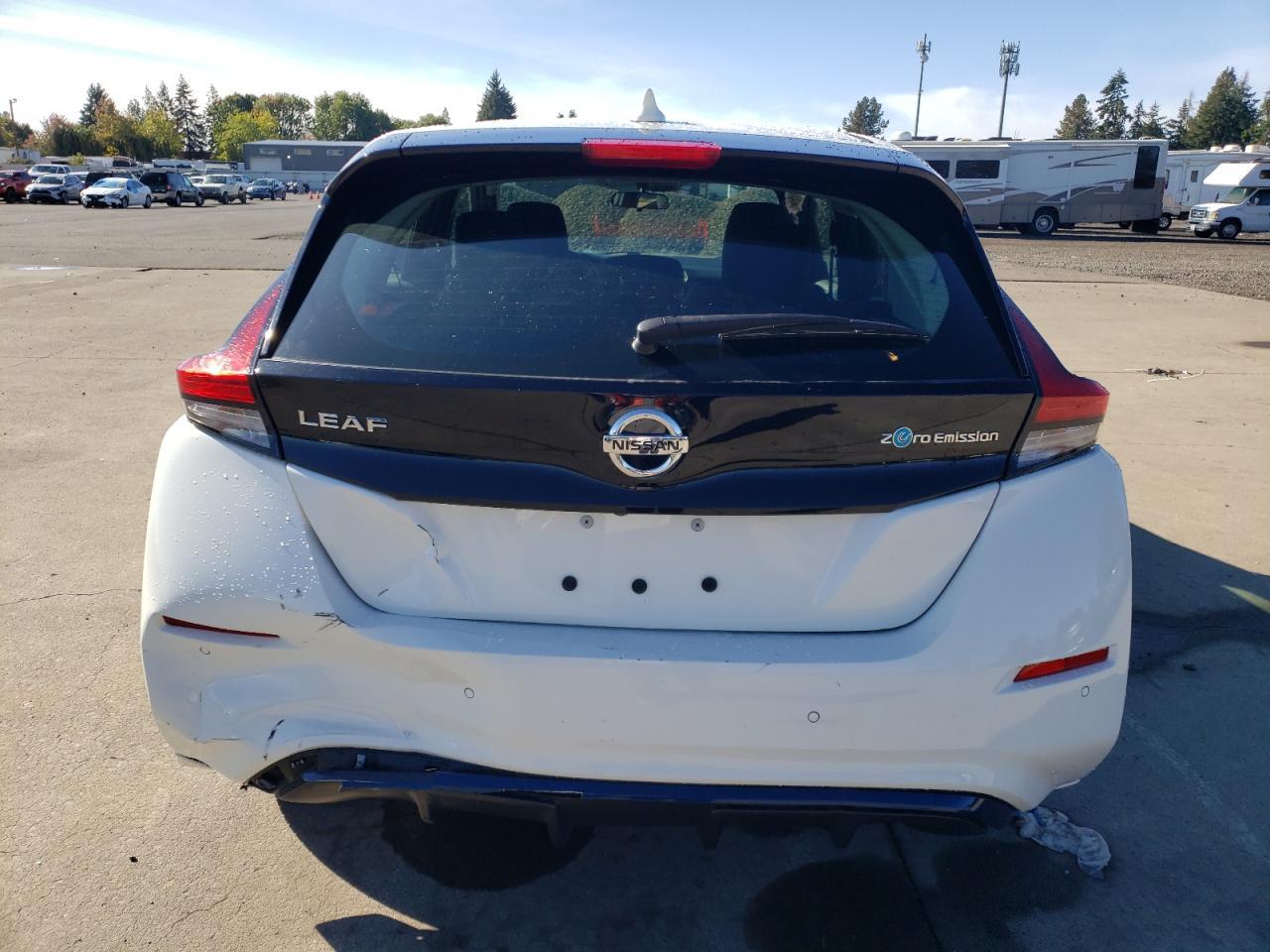 2021 Nissan Leaf S - Image 6