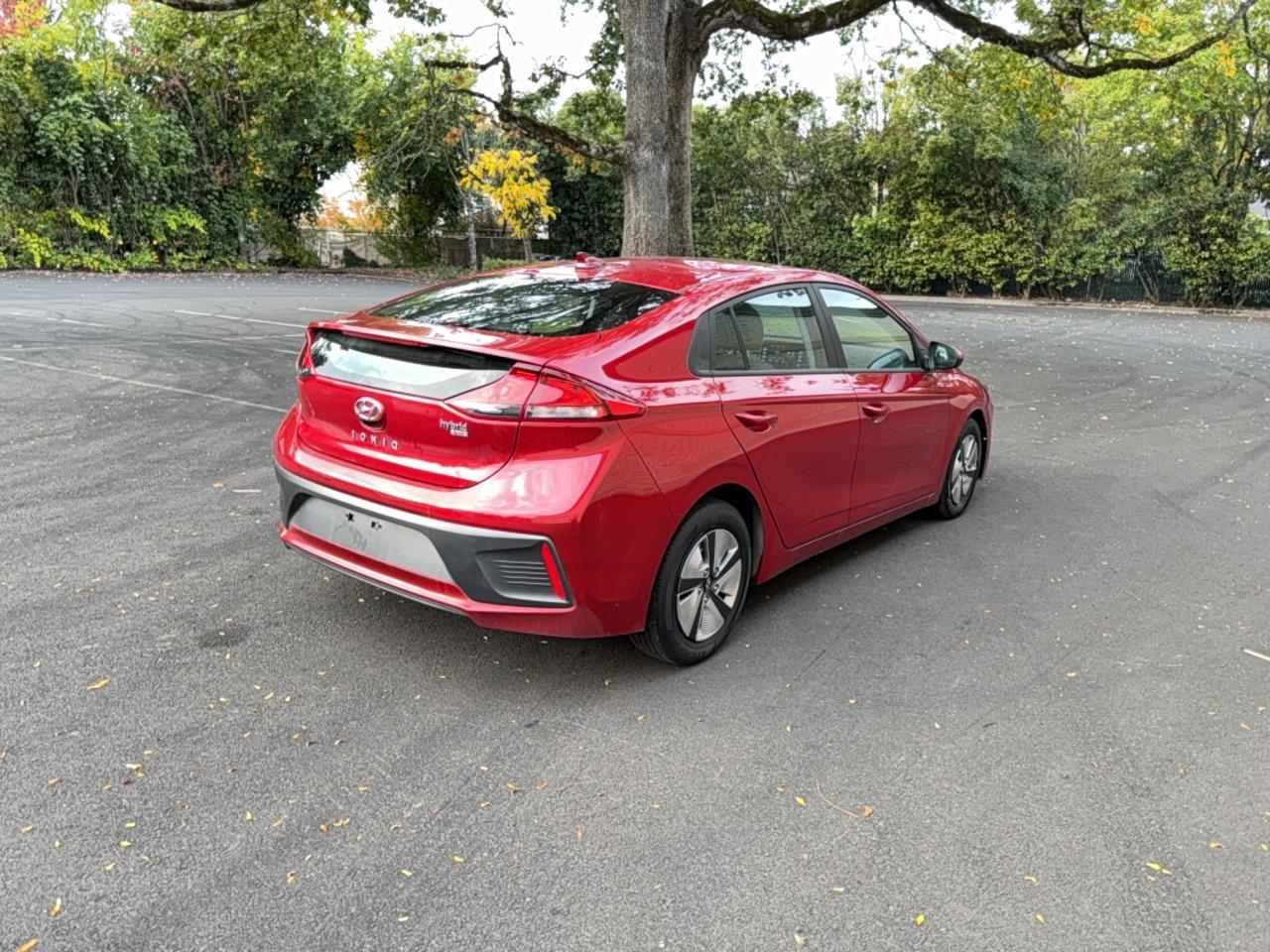 2022 Hyundai Ioniq Blue - Фото 4