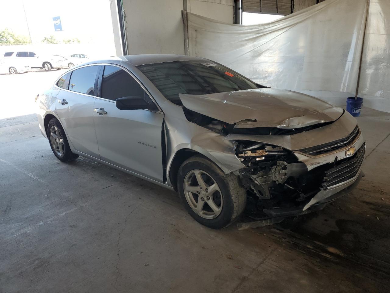 2016 Chevrolet Malibu Ls - Image 4