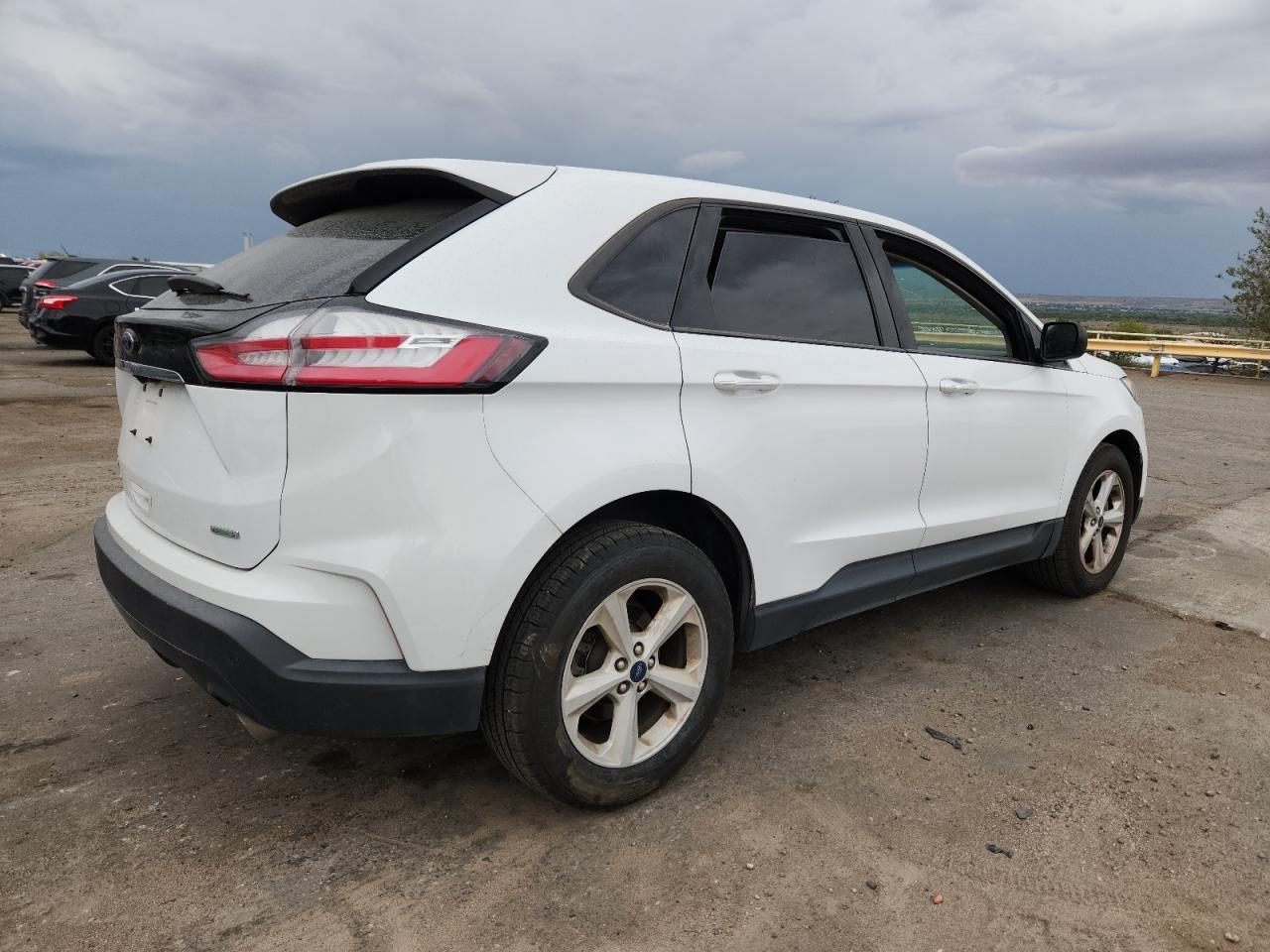 2020 Ford Edge Se - Фото 3