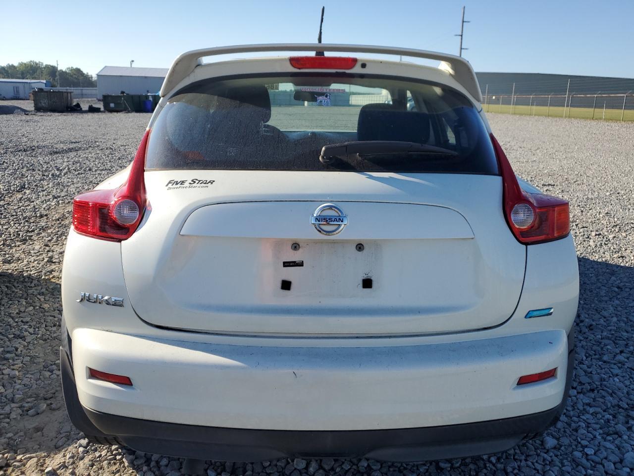 2012 Nissan Juke S - Image 6