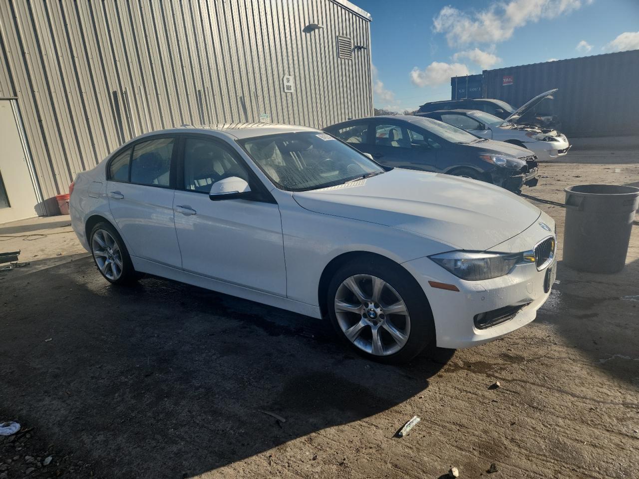 2015 BMW 328 Xi - Image 4