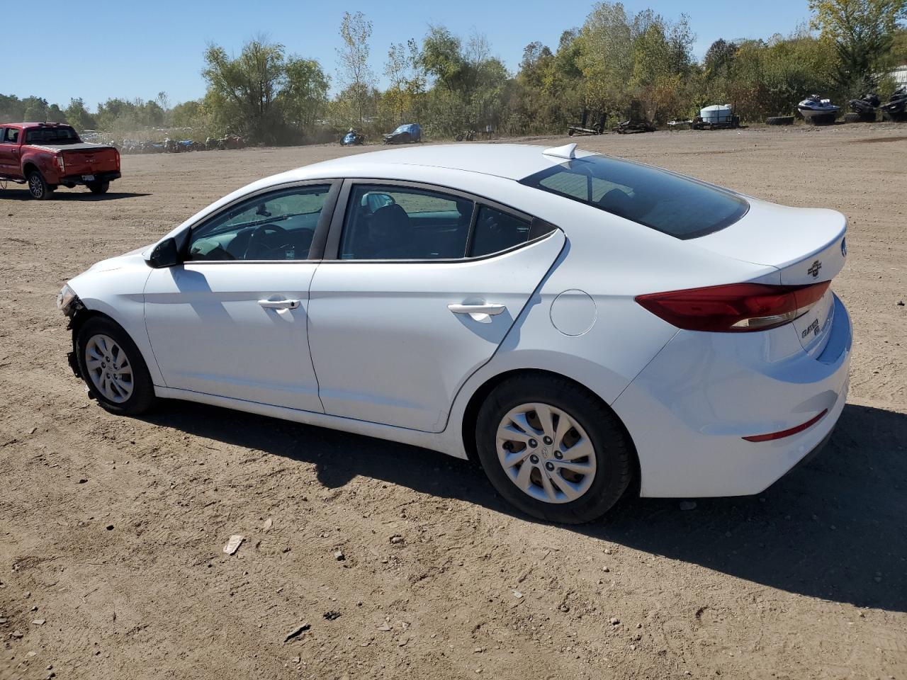 2017 Hyundai Elantra Se - Image 2