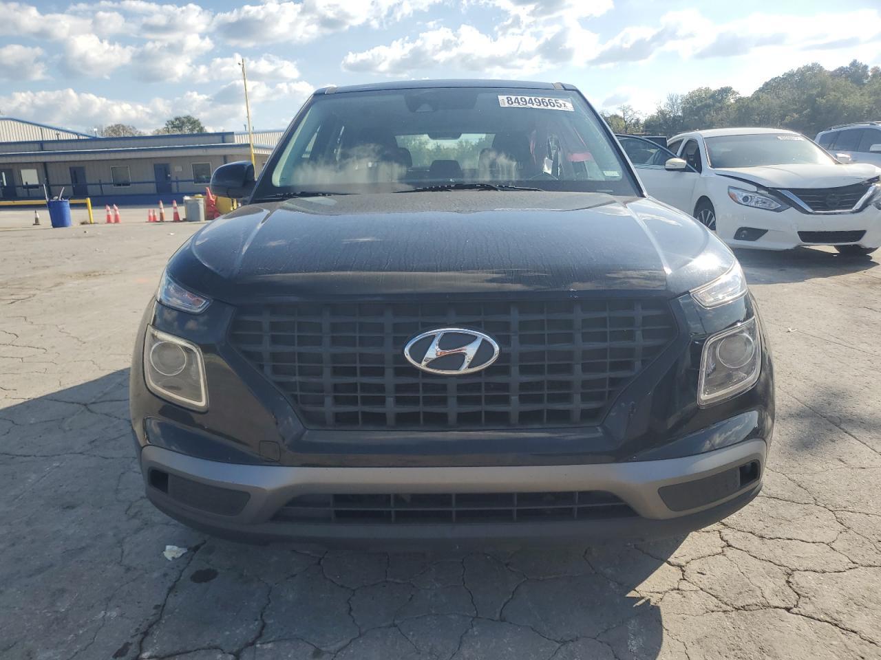 2021 Hyundai Venue Se - Image 5
