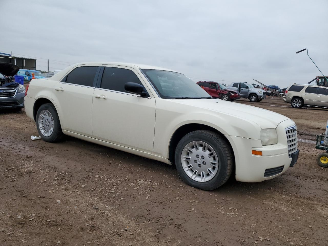 2007 Chrysler 300 - Image 4