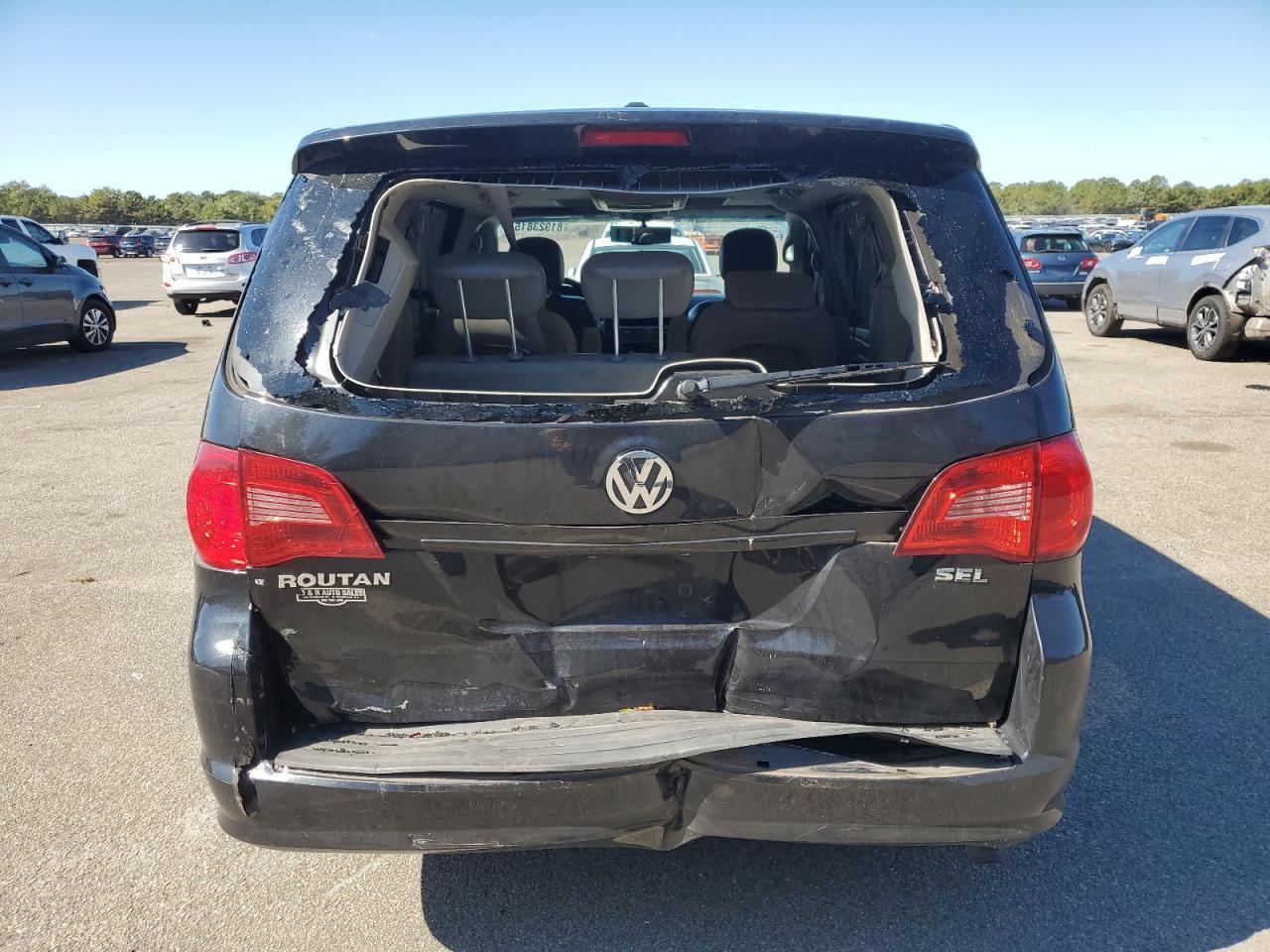 2010 Volkswagen Routan Sel - Фото 6