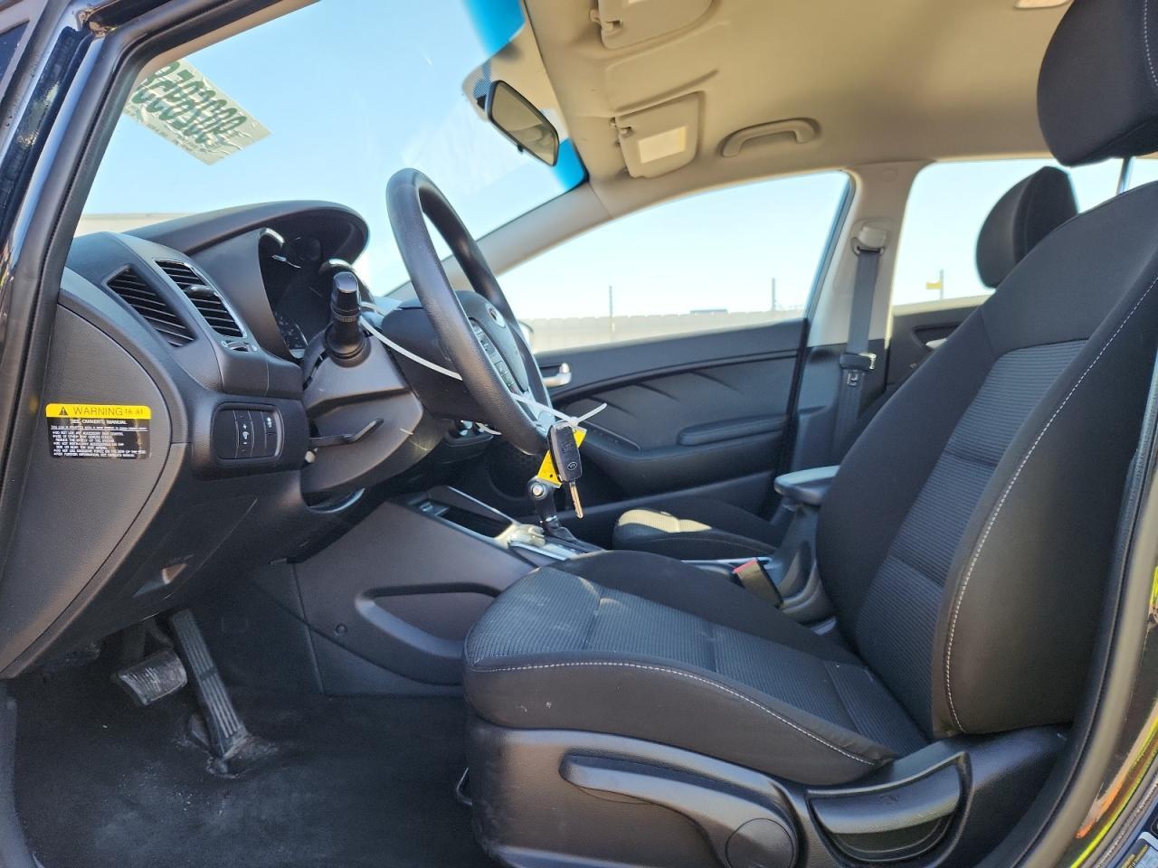 2017 Kia Forte Lx - Image 7