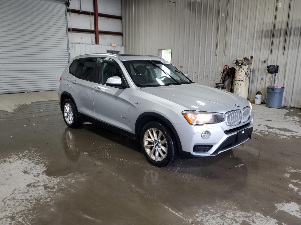 2017 BMW X3 xDrive28I - Image 4