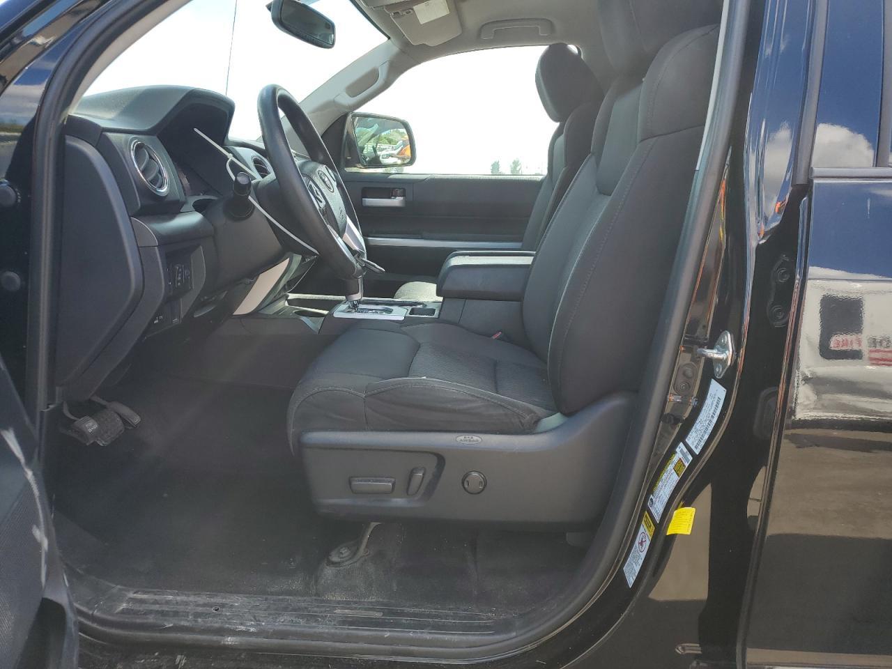 2015 Toyota Tundra Sr5 - Image 7