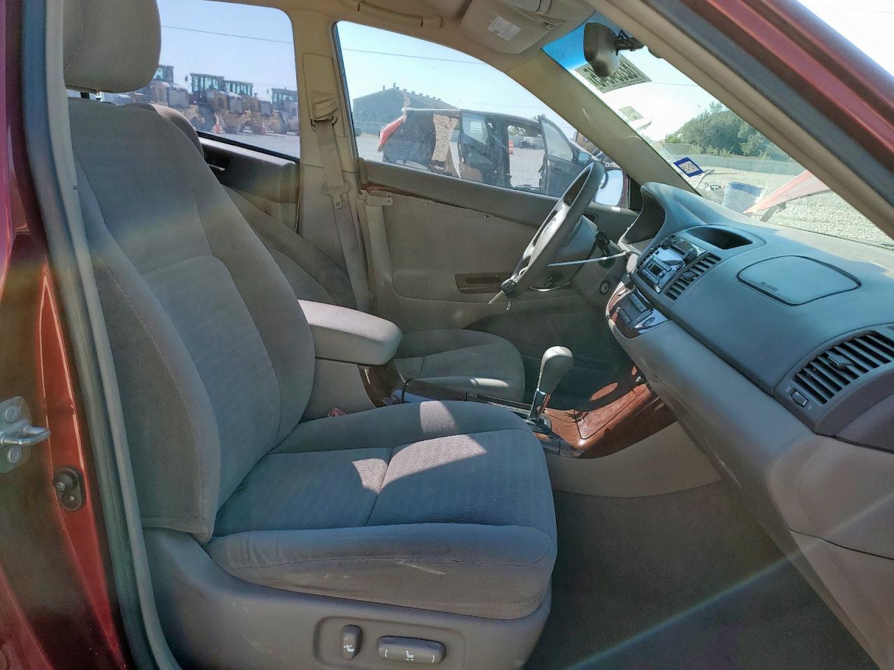 2005 Toyota Camry Le - Фото 7