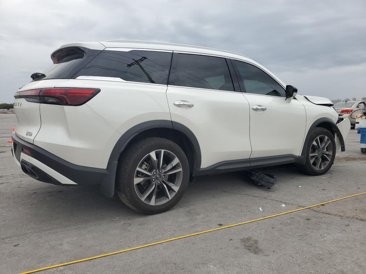 2025 Infiniti Qx60 Luxe - Фото 3