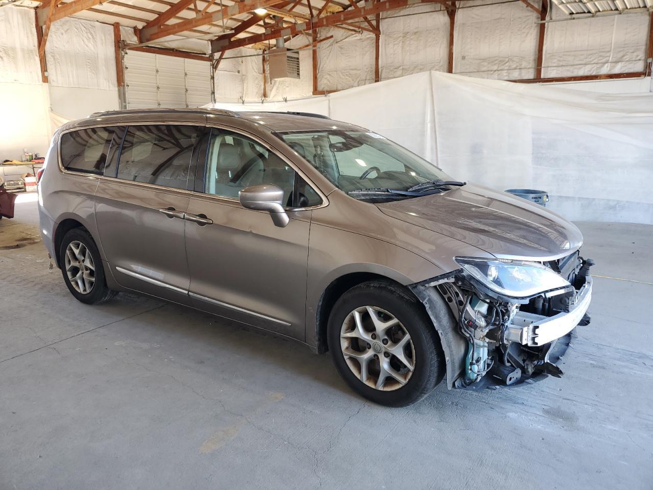 2018 Chrysler Pacifica Touring L Plus - Фото 4