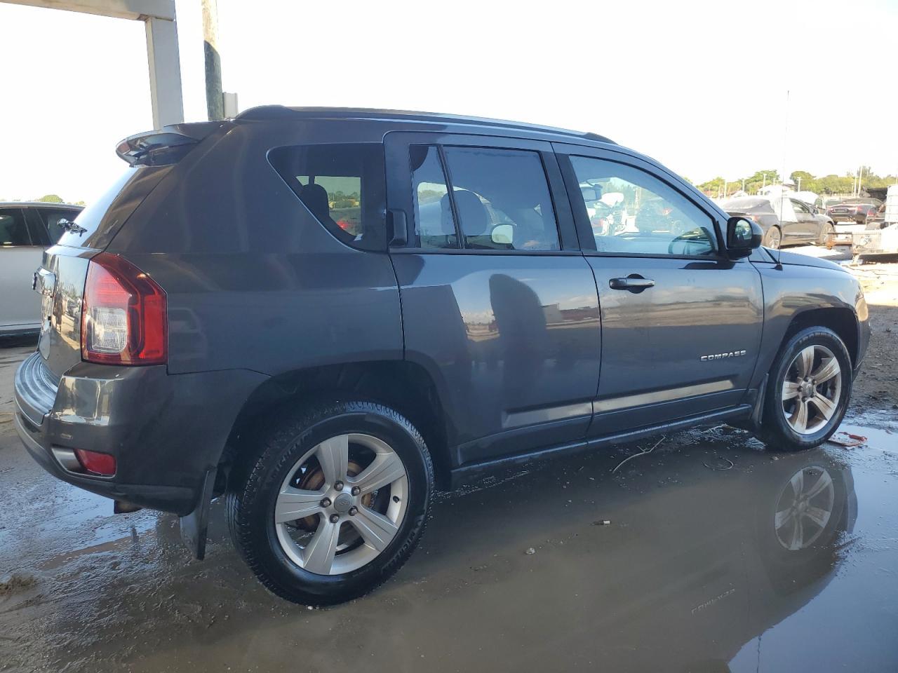 2014 Jeep Compass Sport - Image 3