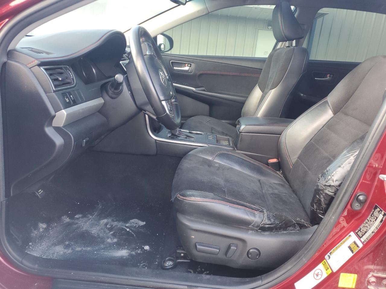 2016 Toyota Camry Le - Фото 7