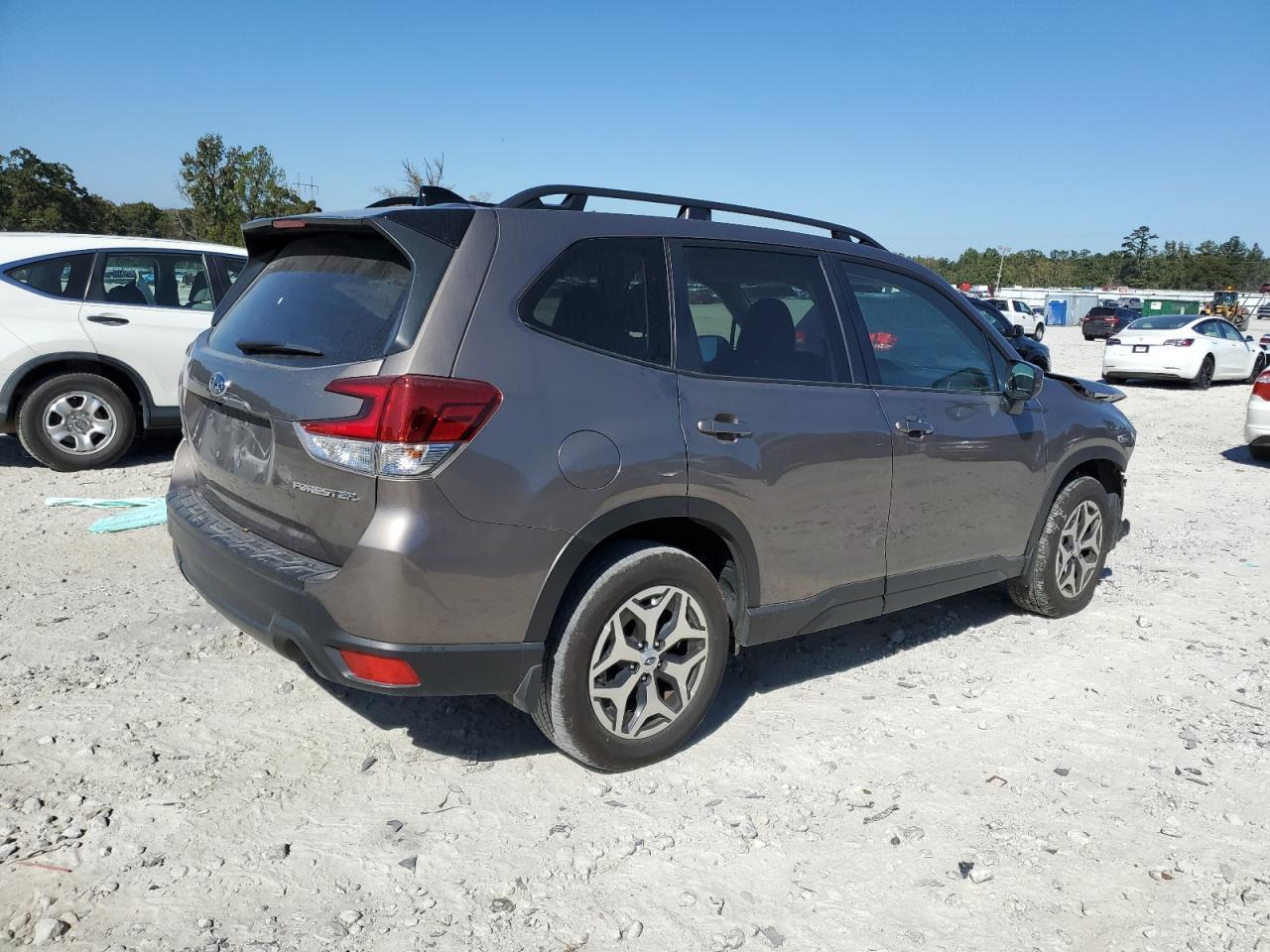 2024 Subaru Forester Premium - Фото 3